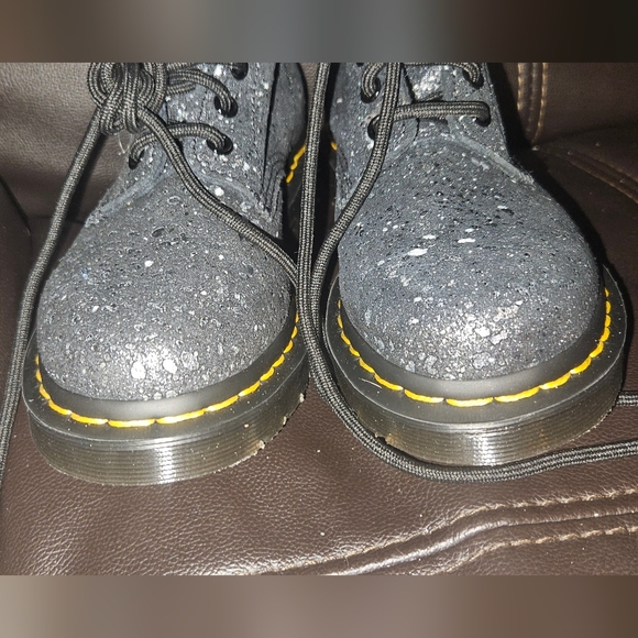 NWOT Dr. MARTENS 1460 Pascal Metallic Splatter Suede Women's size 6 Combat Boots - Picture 12 of 12